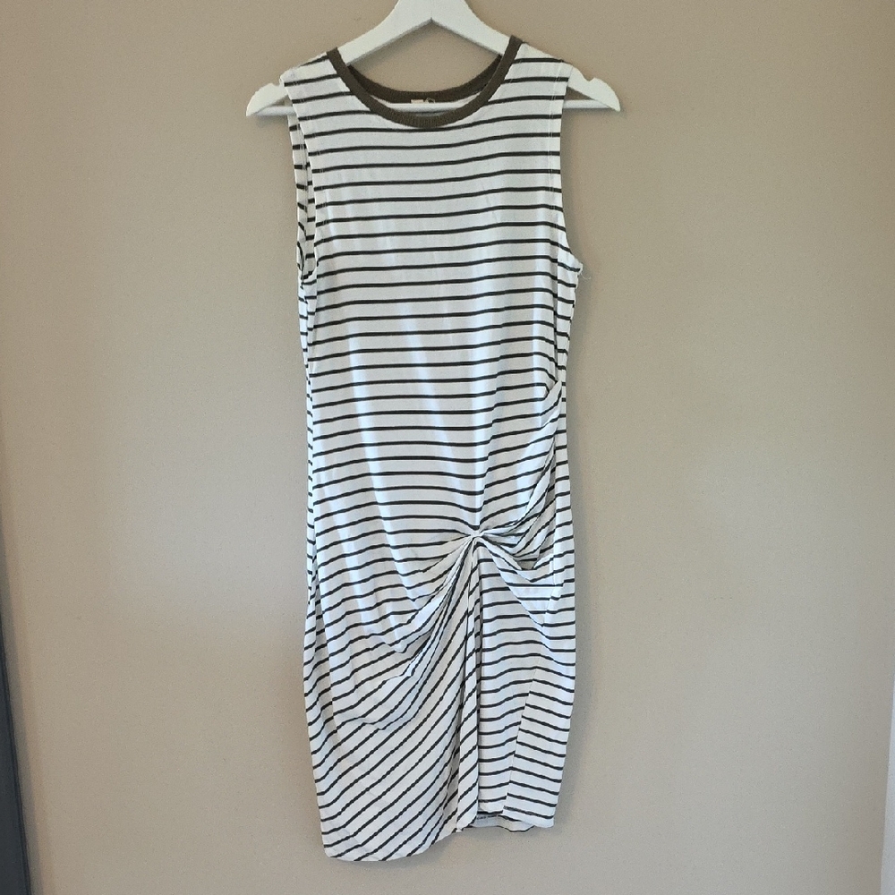 Hem & Thread Striped Sleeveless Midi Dress